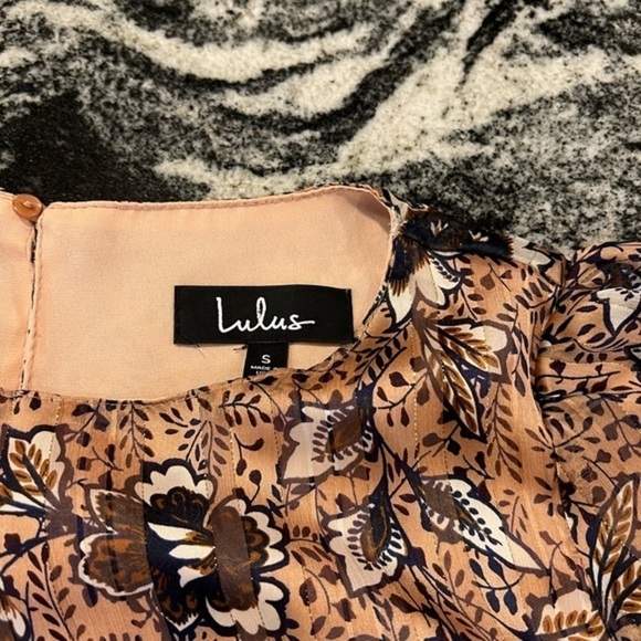 Lulu’s Peach and Brown Botanical Shift with Gold Thread Long Sleeve Dress - Picture 3 of 16